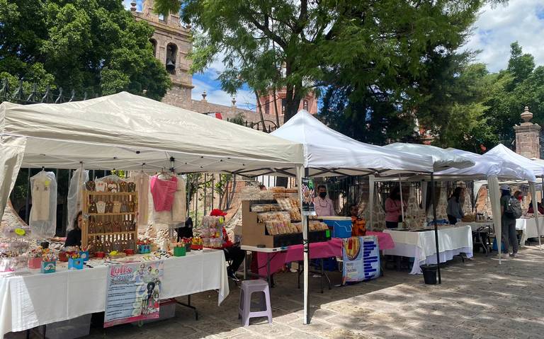 Participa en el Bazar de Emprendedores en Castillo de Teayo