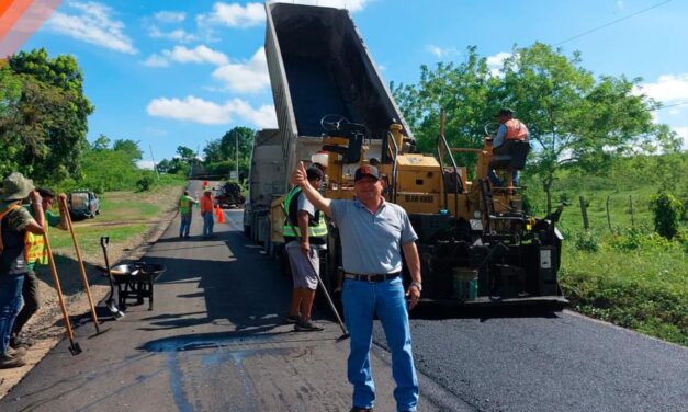 Tepetzintla: “Construcción de carretera de pavimento asfaltico del tramo Tepetzintla a Tecomate”