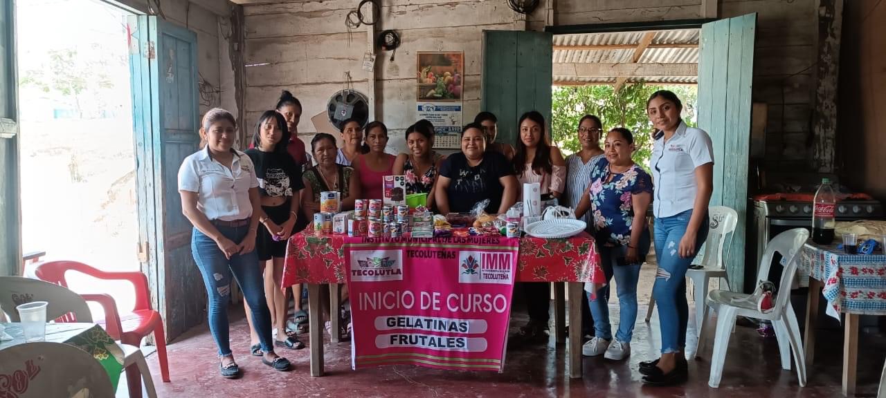 Tecolutla: ¡Muchas Felicidades! mujeres de Boca de Lima,  ya pueden ser emprendedoras