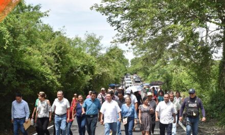 Tepetzintla: “Construcción de carretera con pavimento de concreto asfaltico, segunda etapa en el camino tramo la Loma a carretera federal 127 Alazán – Canoas”