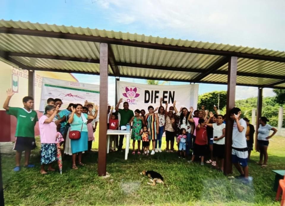 Cazones: «DIF en tu comunidad»