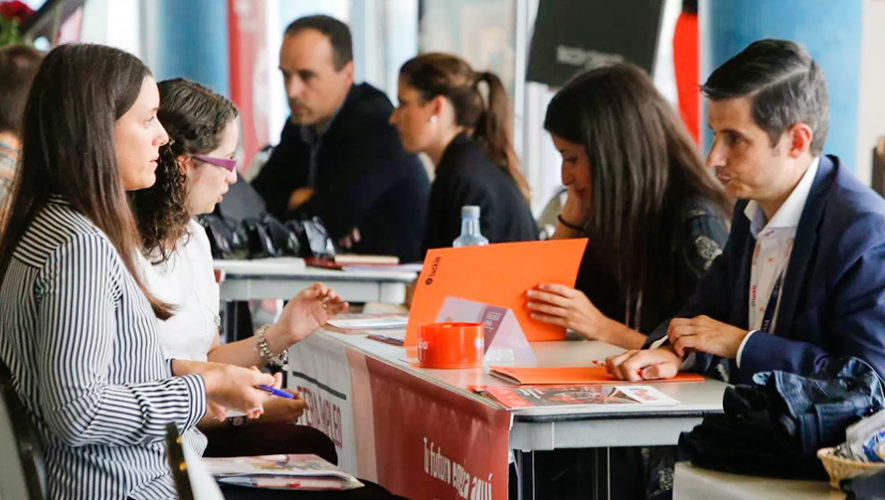 Oportunidades Laborales y Desarrollo Económico en Martínez de la Torre