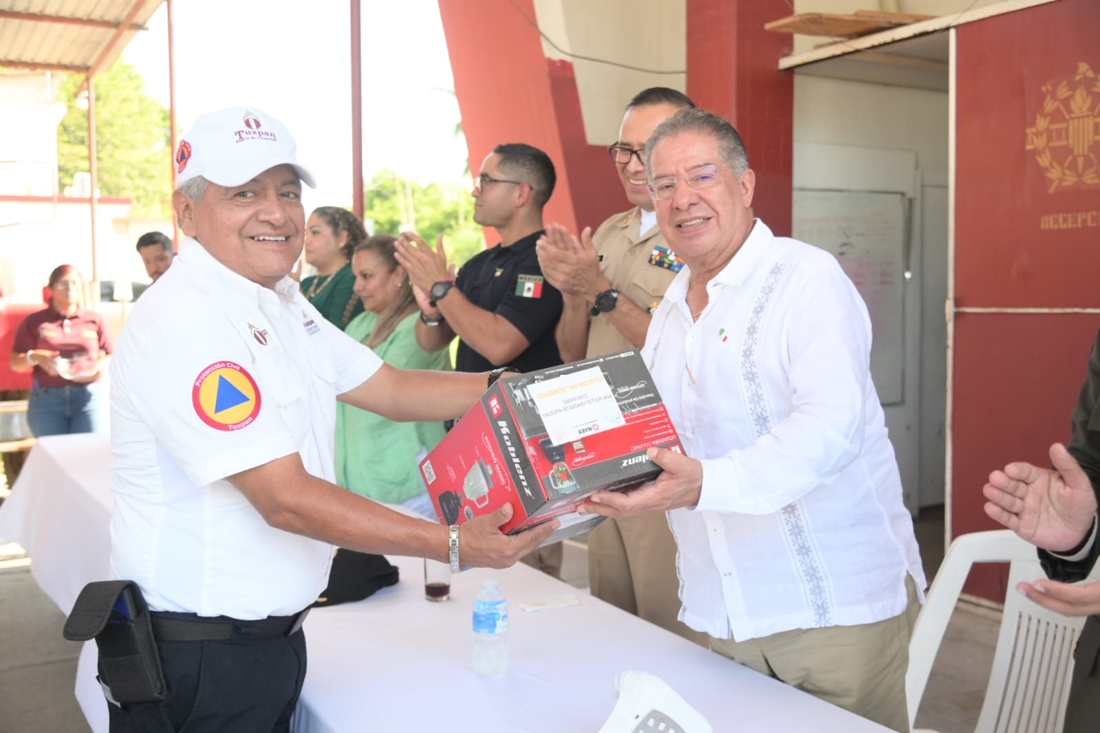 Gobierno de Tuxpan reconoció el gran trabajo que realiza Protección Civil y Bomberos