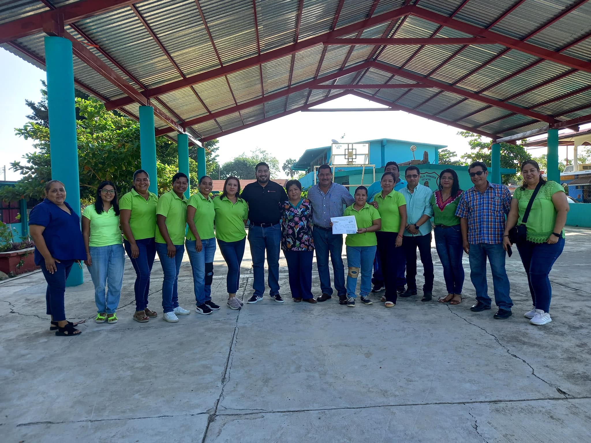 Platón Sánchez: Entrega de Planos para el Programa de Escrituración en la Escuela Primaria José María Morelos y Pavón