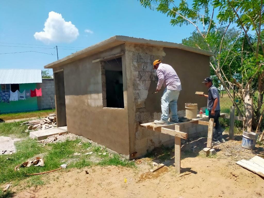 Ozuluama: Cuartos Dormitorios en la Comunidad de Campanario