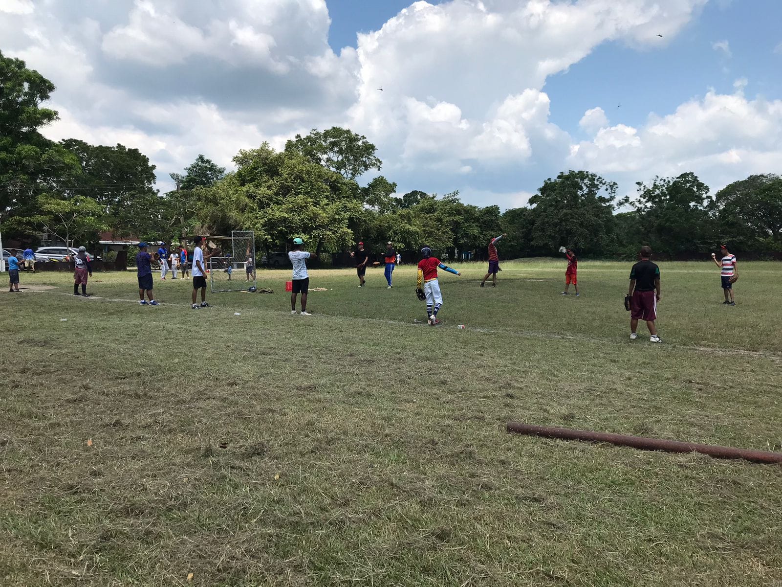 Ozuluama: Gran éxito la clínica de béisbol en San Gregorio