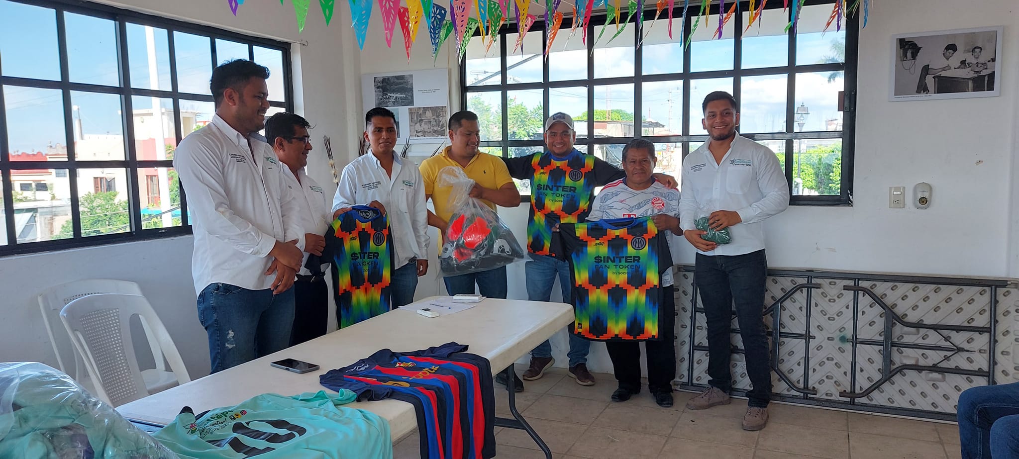 Citlaltépetl: Entrega de Uniformes a Equipos de la Liga Municipal de Futbol Varonil en Coordinación con el Gobierno Municipal