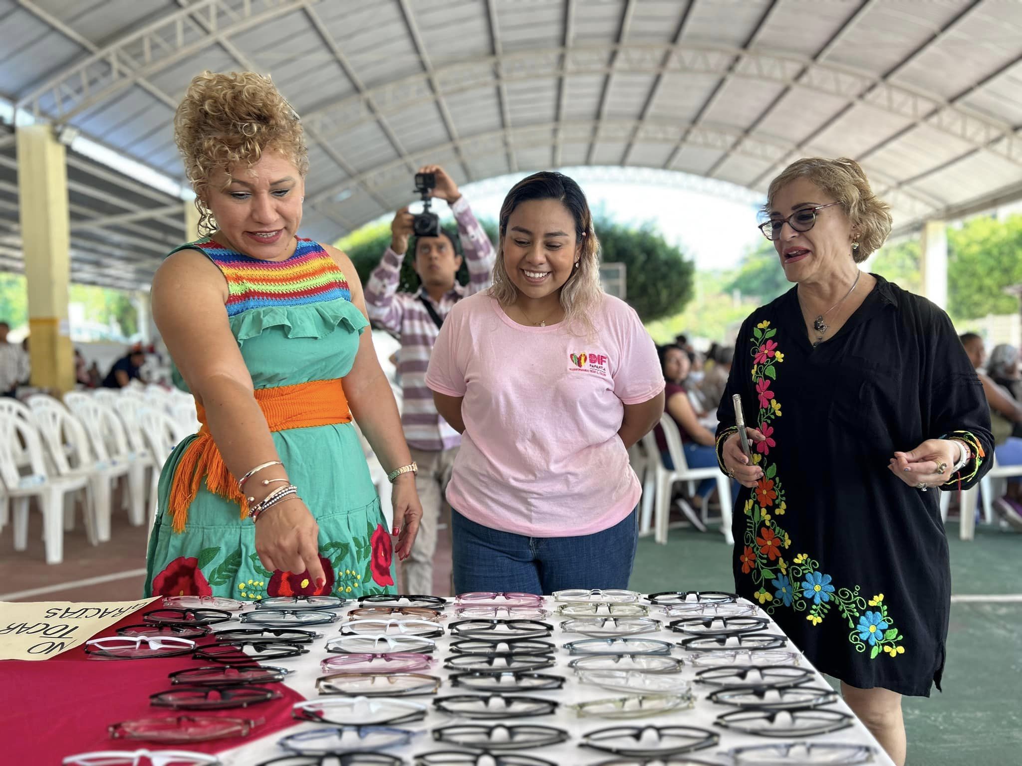Éxito en la Jornada de Salud Visual «Una Mirada Hacia el Corazón» en Papantla