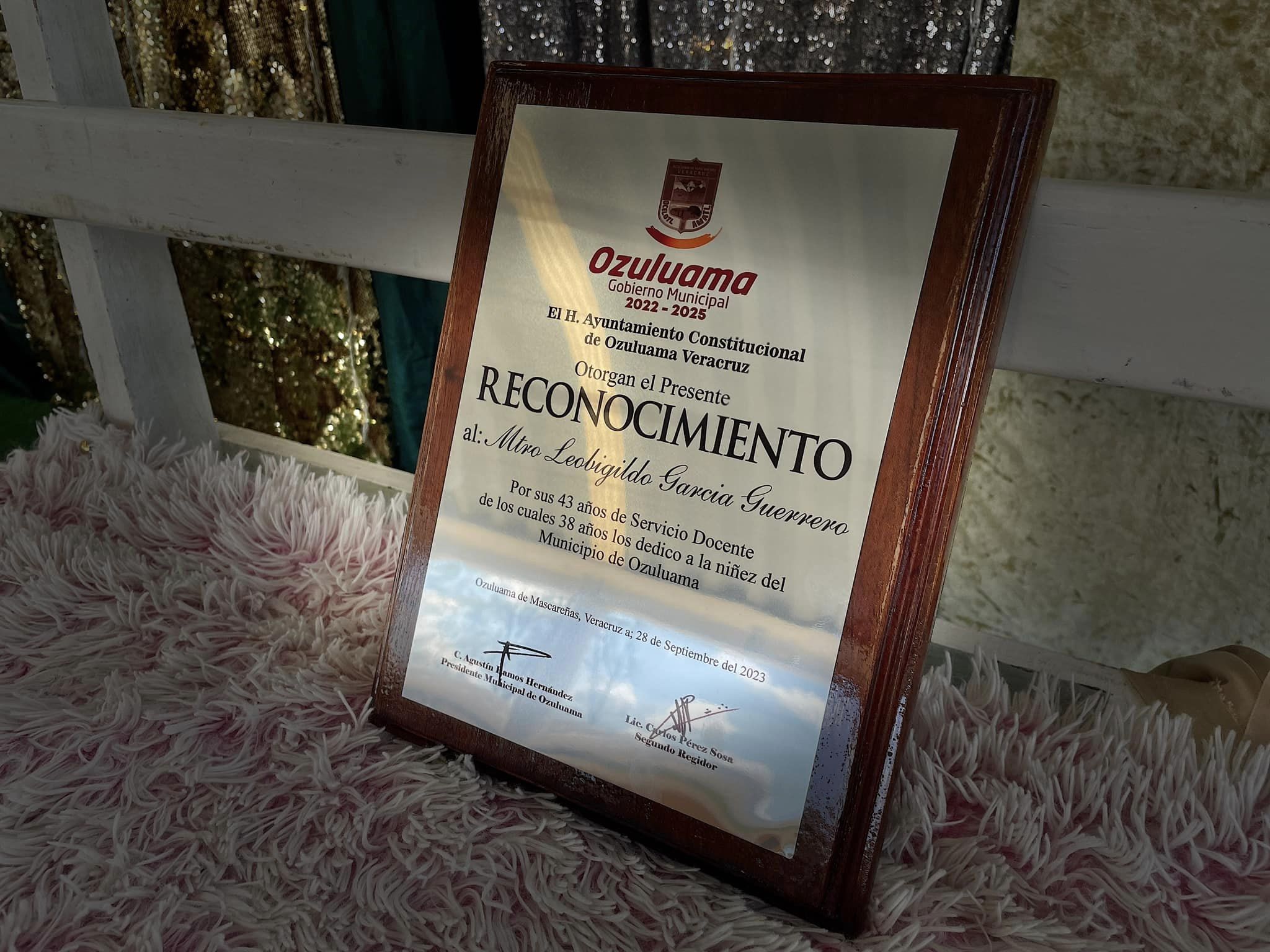 Ozuluama: Homenaje al Profesor Leobigildo García Guerrero por Su Dedicación a la Educación