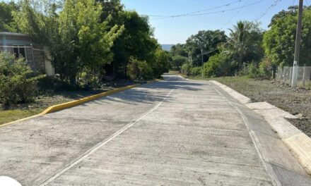 TEPETZINTLA: CONSTRUCCIÓN DE RAMPA DE CONCRETO HIDRÁULICO PRIMERA Y SEGUNDA ETAPA EN LA COMUNIDAD DE SAN JOSE