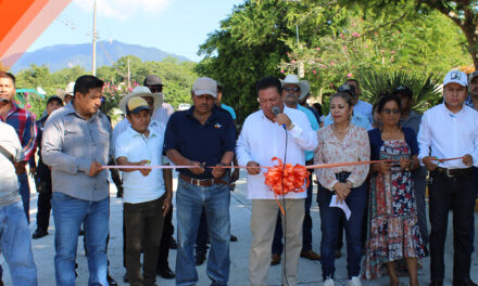 «Inauguración de Rampa de Concreto Hidráulico en San José Marca un Avance Significativo para Tepetzintla»