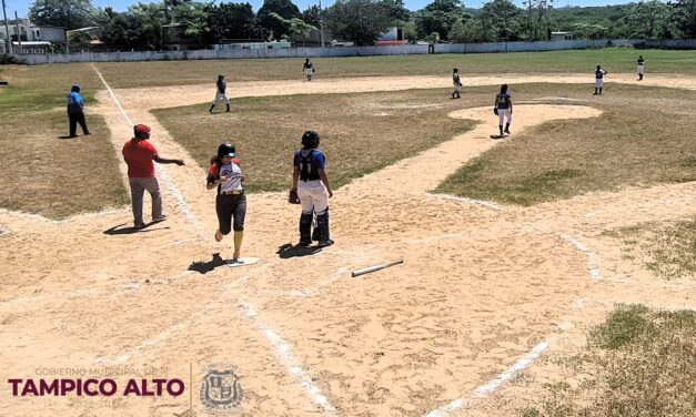 Exitoso Cuadrangular de Softbol Femenino en Tampico Alto