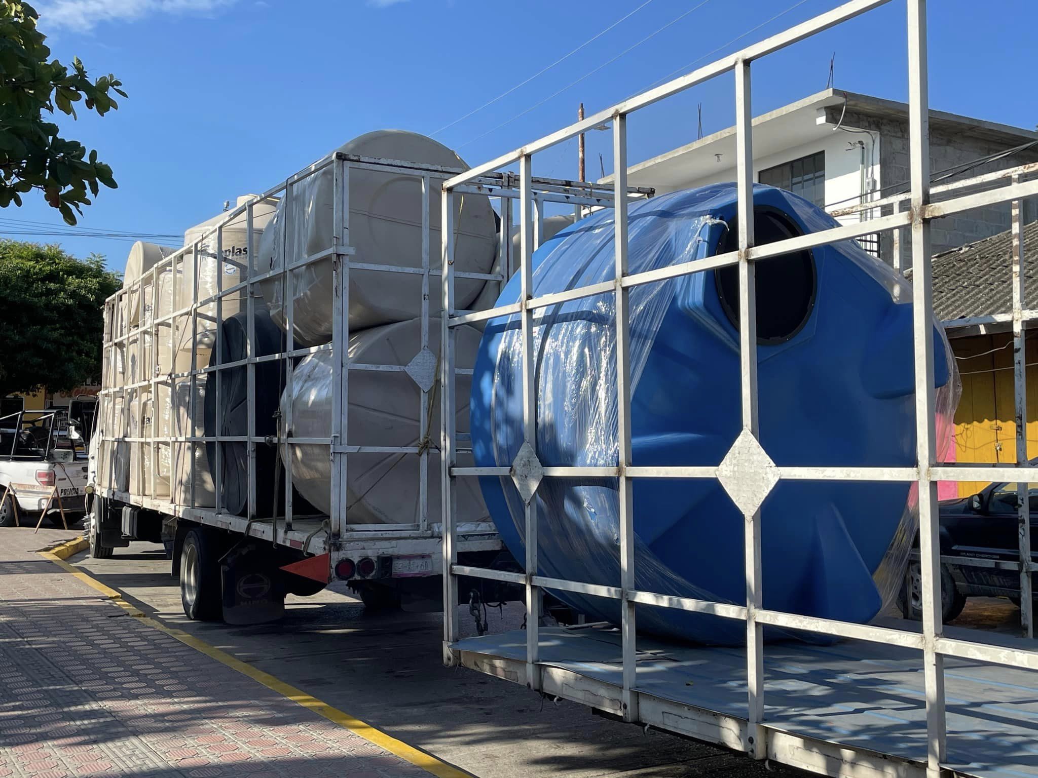 Entrega Número 13 del Programa de Almacenamiento Adecuado de Agua Municipal en Ozuluama