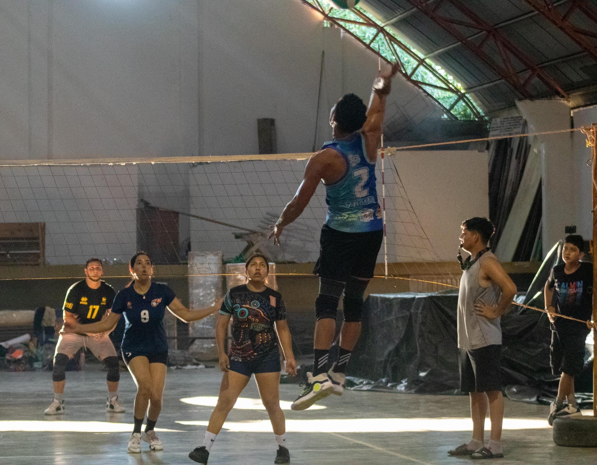 «Torneo de Voleibol Mixto en Chontla”: Promoviendo la Igualdad y Combatiendo la Violencia en el DÍA NARANJA