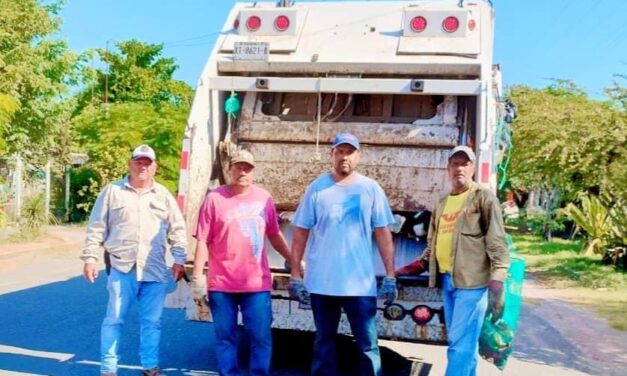 Nautla: Reconocimiento a Trabajadores de limpia publica