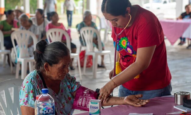 chontla: «Coordinación Exitosa entre el Gobierno Municipal, DIF e Instituto de la Mujer en Palo de Rosas para Mejorar la Calidad de Vida de sus Habitantes»