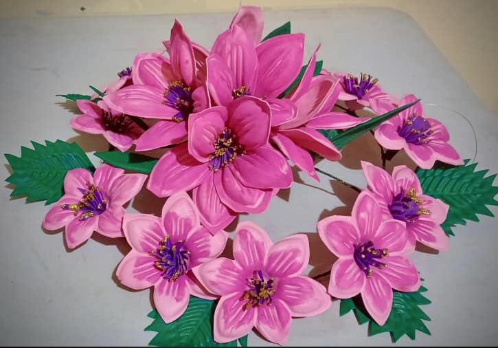 Papantla: Mujeres Emprendedoras de Emiliano Zapata Ofrecen Hermosas Coronas Florales