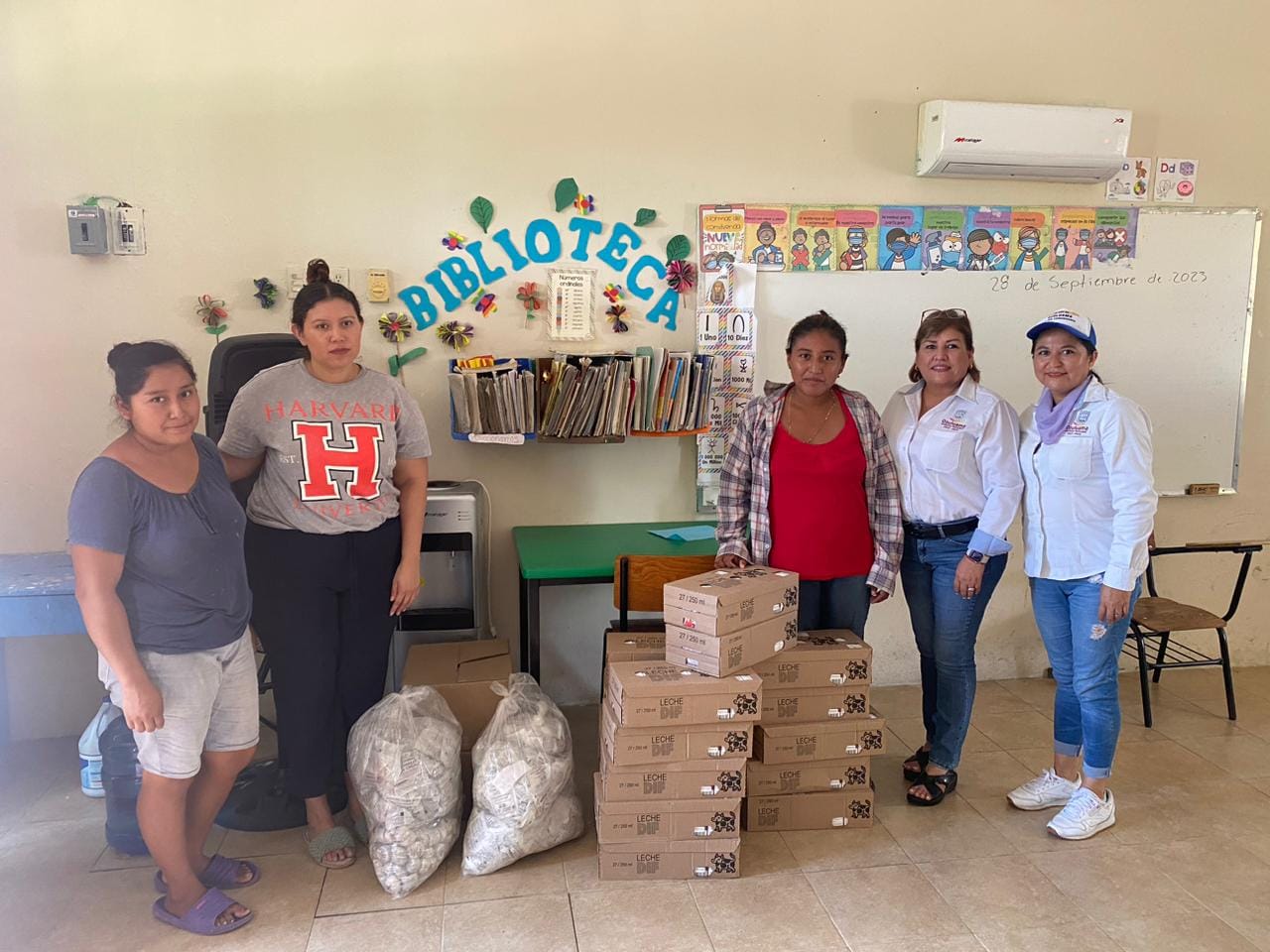 Entrega de Desayunos Fríos en Comunidades de Ozuluama