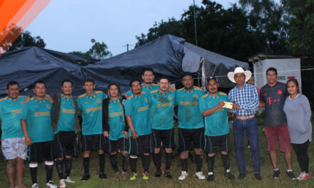 TEPETZINTLA: FINAL DE LA LIGA DE FÚTBOL MUNICIPAL CATEGORÍA VETERANO