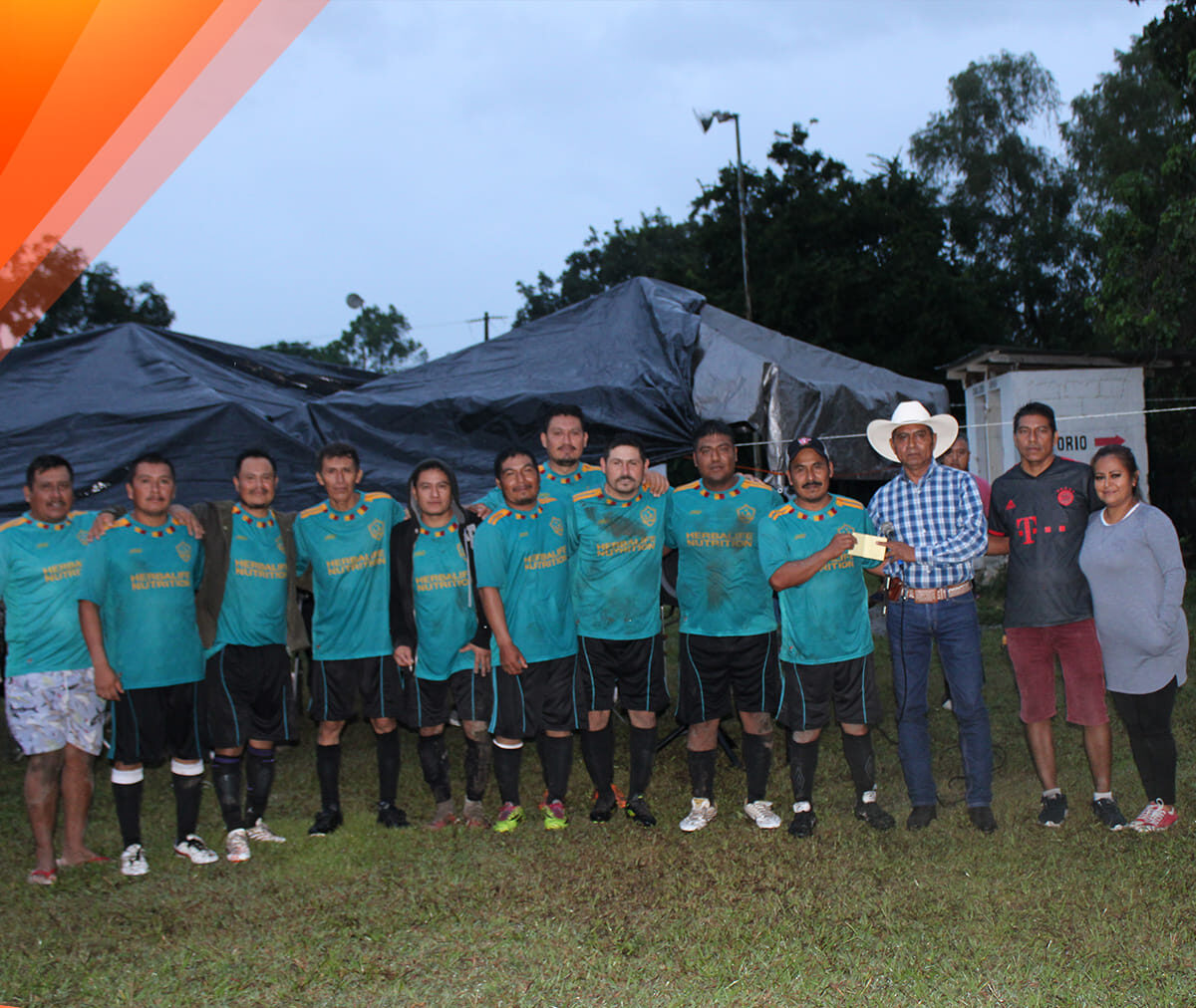 TEPETZINTLA: FINAL DE LA LIGA DE FÚTBOL MUNICIPAL CATEGORÍA VETERANO