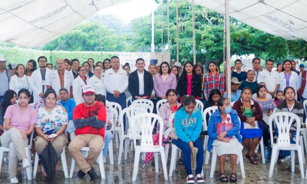 Lleva Secretaría de Salud Jornada Médica gratuita a la Cabecera Municipal de Chontla