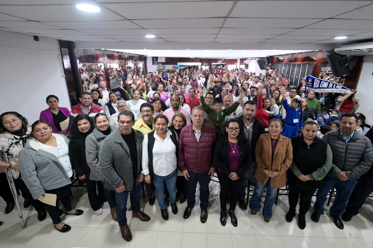 Escuelas de más de un siglo de fundadas, son beneficiadas en Tuxpan con el programa “Escuela Garantizada, Escritura Garante”