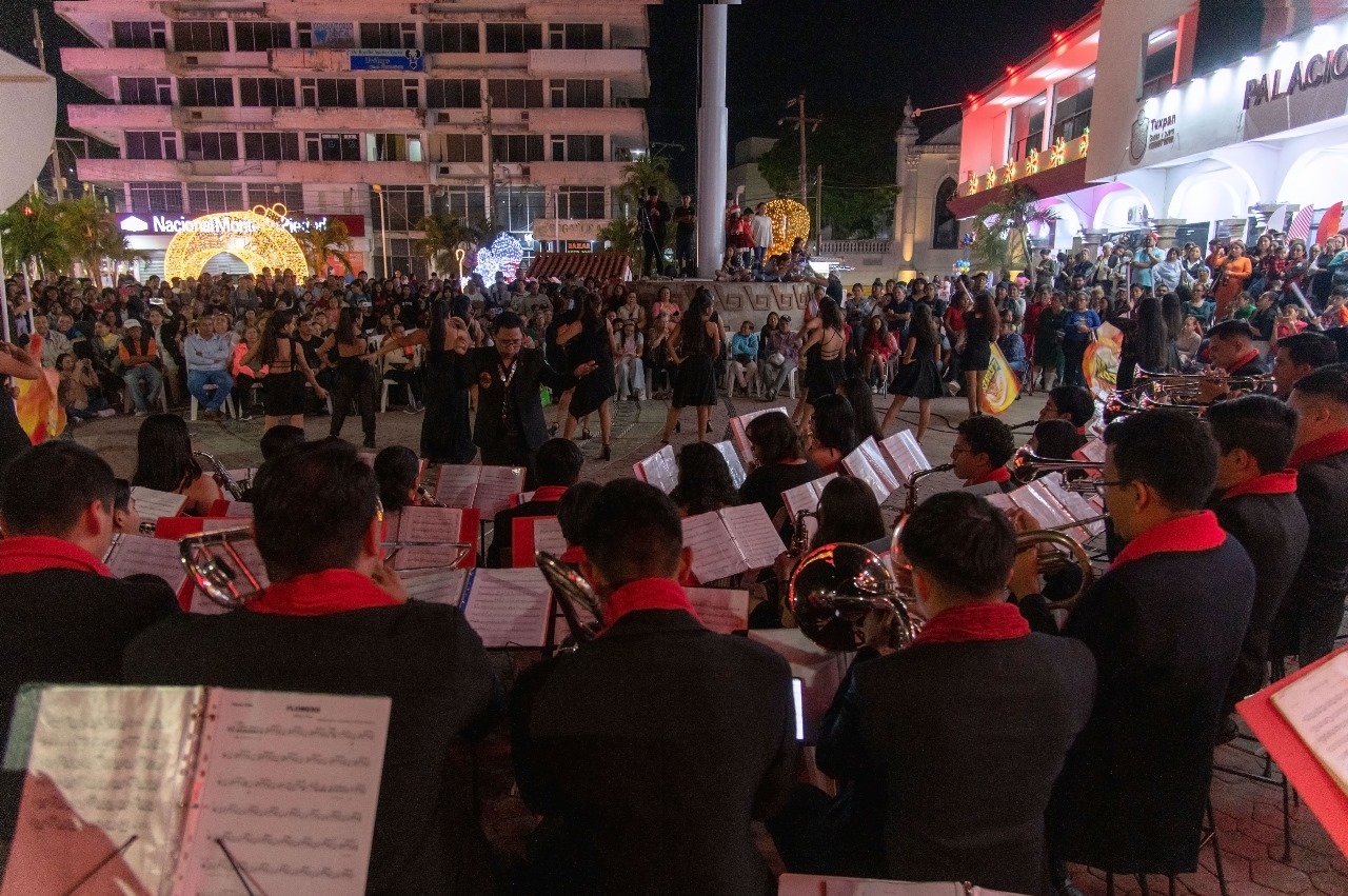 Tuxpan: Leones Marching Band celebra su 20º aniversario