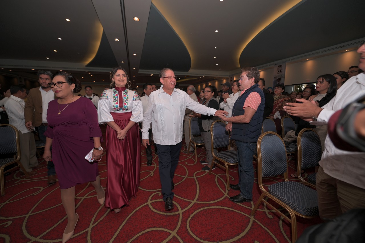 Tuxpan realiza obras trascendentales y pone el ejemplo con finanzas sanas y un manejo honesto de los recursos públicos
