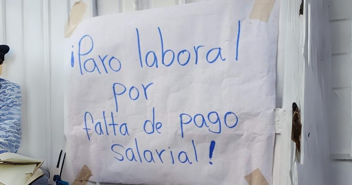  Protesta de Brazos Cruzados por falta de pago en escuelas Estatales