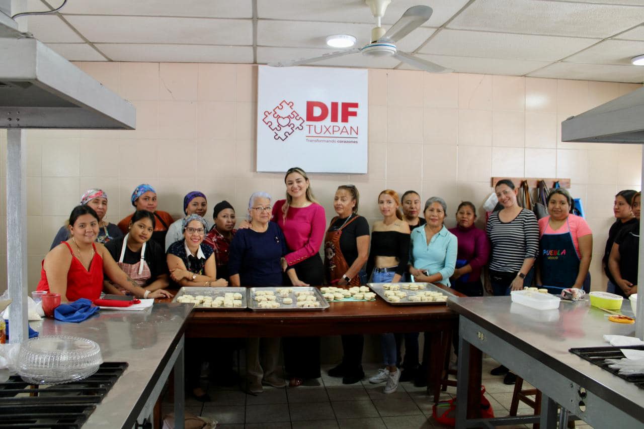Exitosos cursos de repostería y manualidades en el DIF Tuxpan