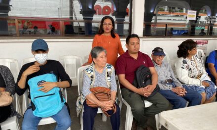 Jornada de Salud Visual benefició a más familias tuxpeñas