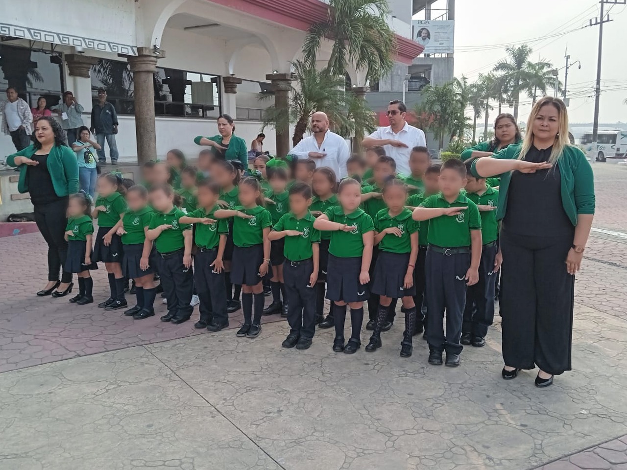 Tuxpan: En Lunes Cívico conmemoran el Día Internacional de la Mujer