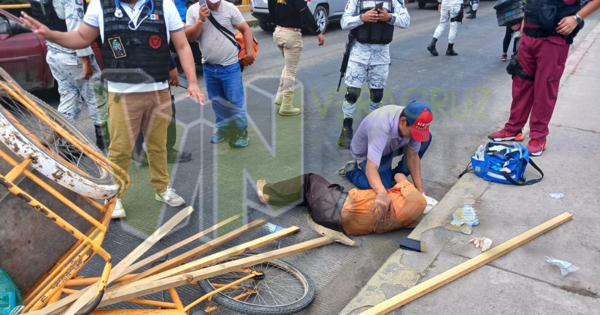 Álamo: Hombre cae de su triciclo en el puente ‘Jolopo’