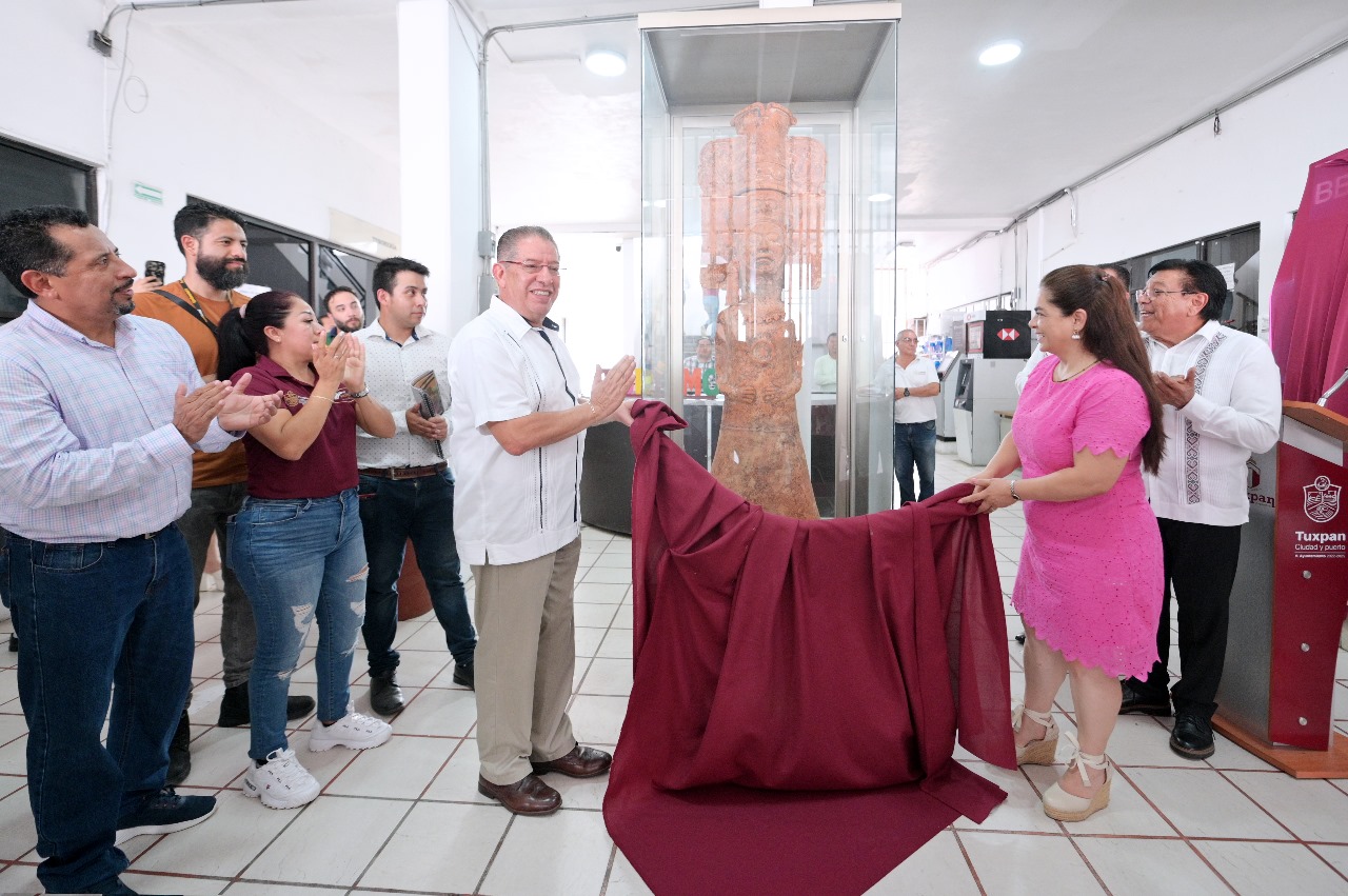 Réplica de Omeycualiztli, “Diosa de los Atardeceres”, estará en la planta baja de presidencia municipal de Tuxpan