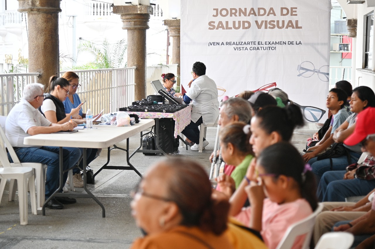 Mañana jueves continúa la jornada de salud visual en planta baja de presidencia municipal de Tuxpan