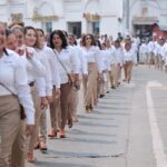 Tuxpan: Con un desfile, la fuerza laboral y autoridades de los 3 niveles de gobierno conmemoraron el Día del Trabajo