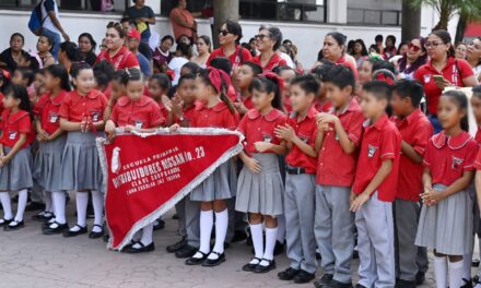 Tuxpan: Realizan Lunes Cívico en conmemoración del Día de la Marina