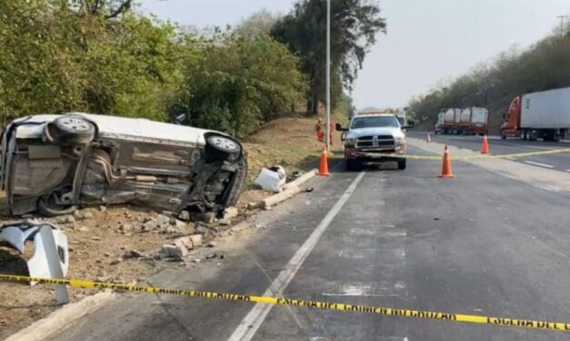 Terrible accidente en la México-Tuxpan: Dos personas fallecidas tras ser impactadas por pesada unidad