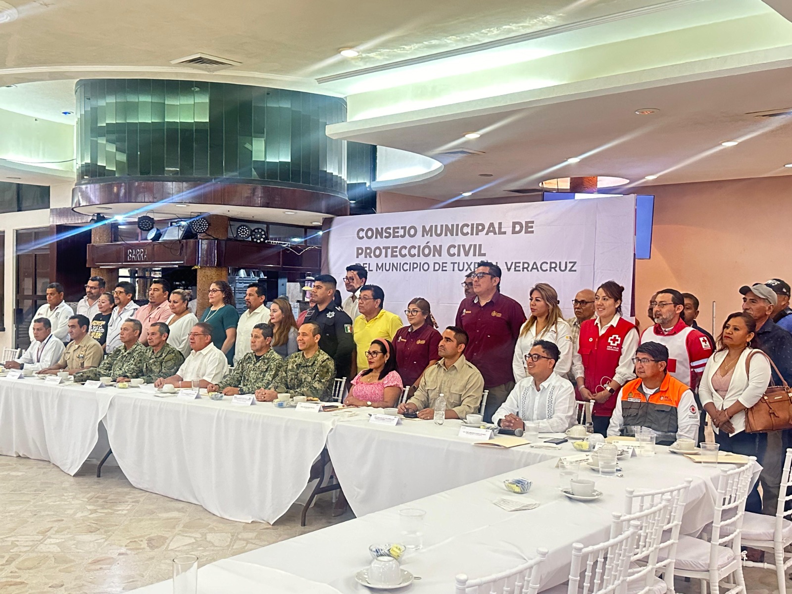 Tuxpan: Ante el inicio de la temporada de ciclones tropicales, se declaró abierta la Sesión Permanente del Consejo Municipal de Protección Civil
