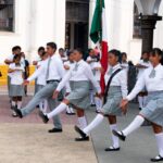 Tuxpan: Celebran a maestras y maestros en Lunes Cívico