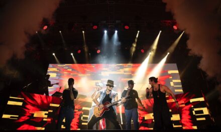 Ante un lleno impresionante, PISO 21 dio uno de sus más vibrantes conciertos y cautivó a los miles de asistentes que llenaron el estadio