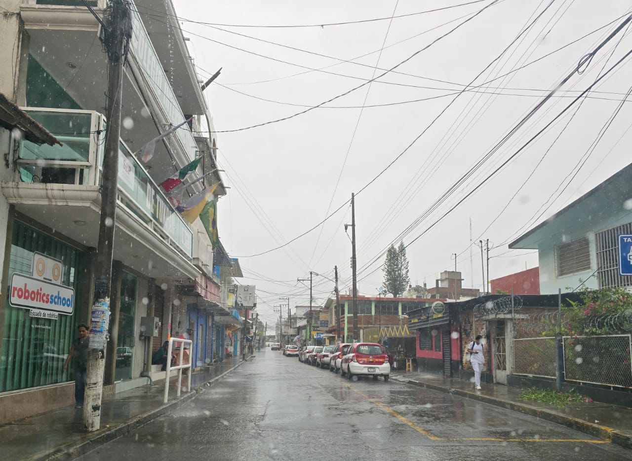 Tuxpan en “Alerta Gris” por Temporal Lluvioso-Disturbio Tropical. Se recomienda tomar precauciones.