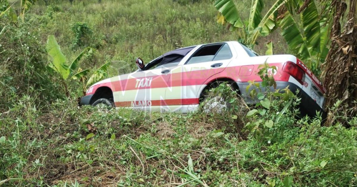 taxi sale de la carretera
