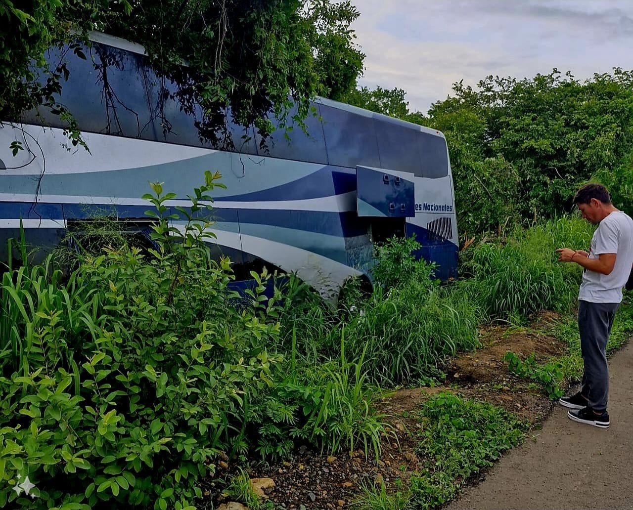 Sale autobús de la Tuxpan-Tampico: No se reportan personas lesionadas de gravedad