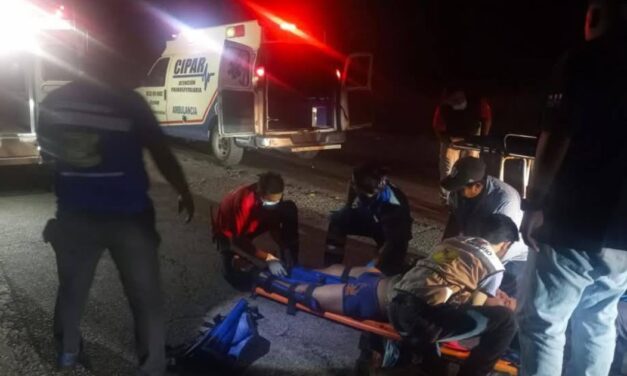 Accidente vial pone en evidencia la falta de ambulancias en Pueblo Viejo