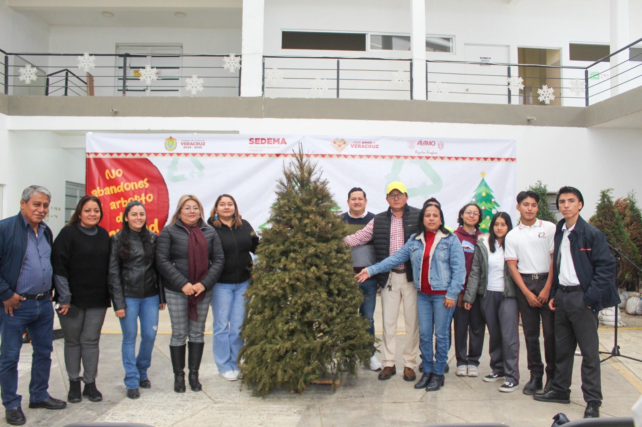 Arranca la campaña estatal «Econavidad: No lo abandones, recíclalo» en Álamo