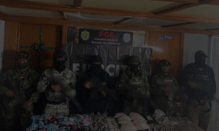 Aseguran drogas y materiales ilícitos en cateo en Poza Rica
