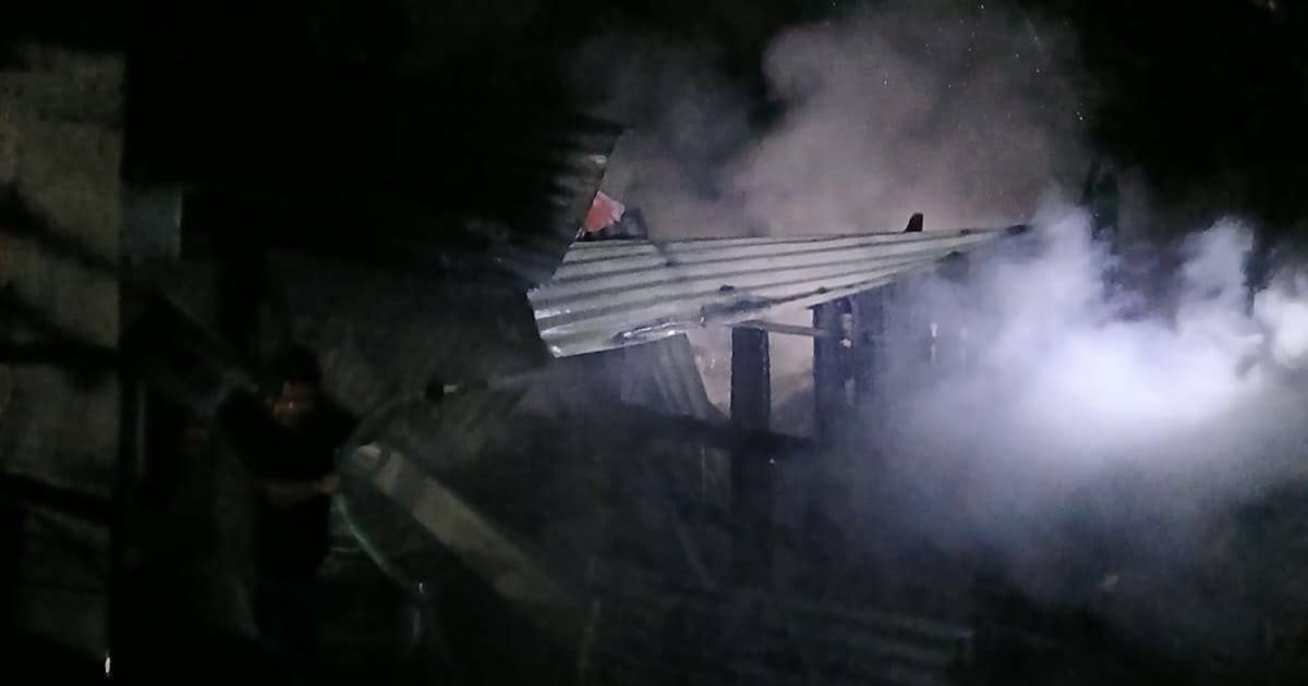 Se incendia una casa en Potrero del Llano