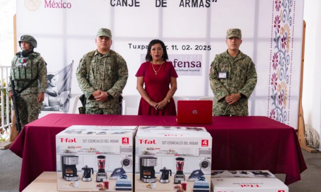 Defensa inició en Tuxpan el “Canje de Armas”, en el marco de la acción institucional denominada «Sí al Desarme, Sí a la Paz»