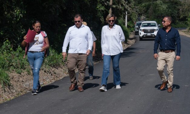 Alcalde de Tuxpan supervisó los avances en la rehabilitación de calles en Cumbre de Dios y Juana Moza, además del asfaltado en Cruz Naranjos